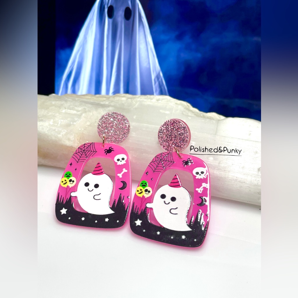 Halloween Party Ghost Earrings ~ Ghost Earrings ~ Cute Ghost Earrings ~ Gift Box